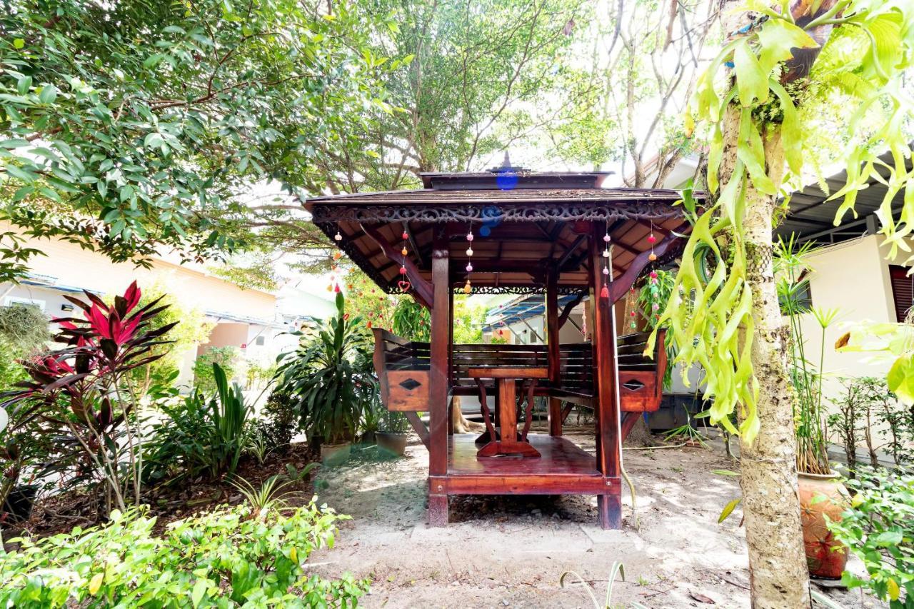 Ban Suan Chomdao Resort Songkhla Bagian luar foto